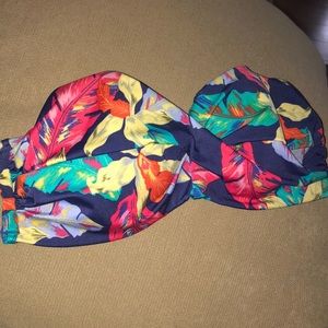 Victoria’s Secret Strapless Hawaiian Bikini Top (no strap)
